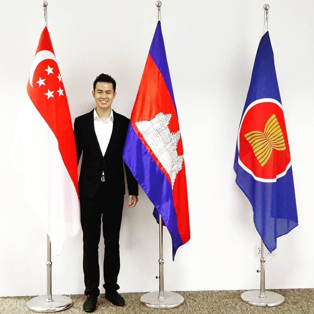 dr-tan-kwan-hong-government.jpg demo lawn